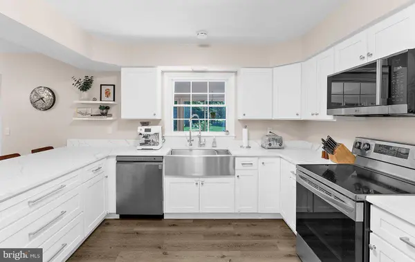 176 CARDAMON DR, Edgewater, MD 21037