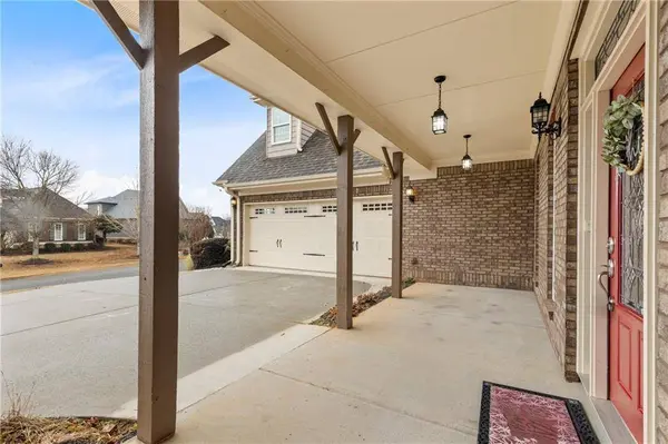 742 Brassie Falls LN, Jefferson, GA 30549