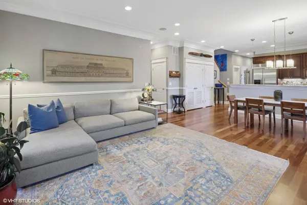 3546 N Fremont ST #4N, Chicago, IL 60657