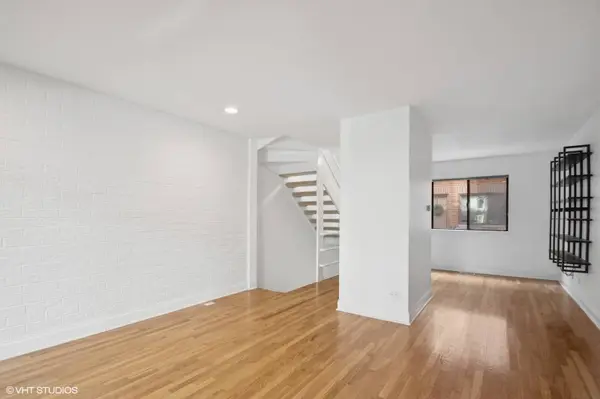 3759 N Kenmore AVE #A, Chicago, IL 60613