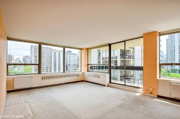 1360 N Sandburg TER #901C, Chicago, IL 60610