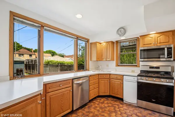 6118 N Legett AVE, Chicago, IL 60646