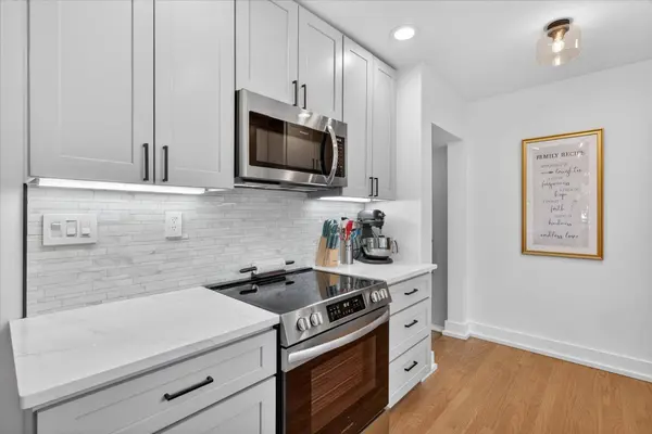 408 N Elm Street, Three Oaks, MI 49128