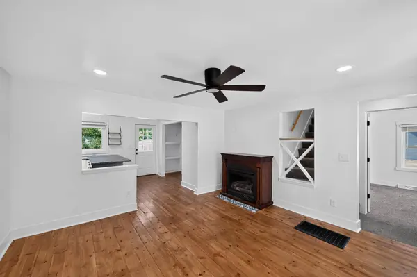 314 Magnolia Street, Three Oaks, MI 49128