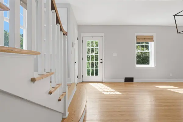 701 S Elm Street, Three Oaks, MI 49128