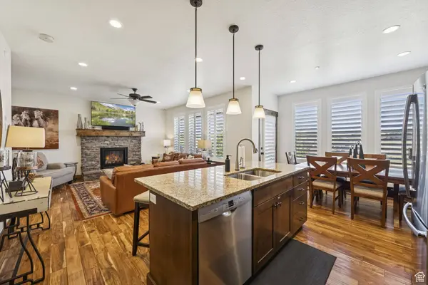 912 W ABIGAIL DR, Hideout, UT 84036