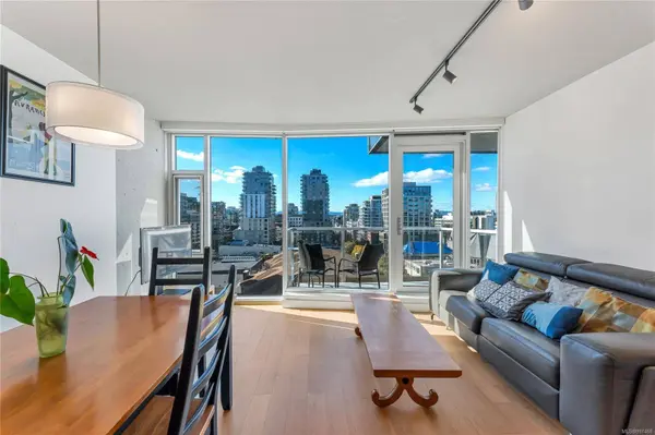 989 Johnson St #803, Victoria, BC V8V 0E3