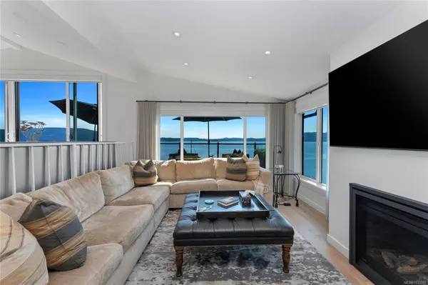 1723 Sandy Beach Rd #4, Mill Bay, BC V0R 2P4