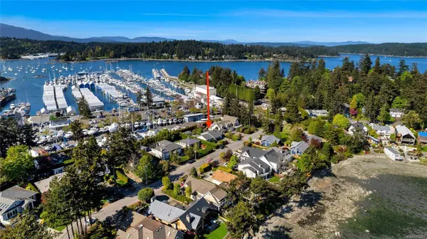 10448 Allbay Rd, Sidney, BC V8L 2P1