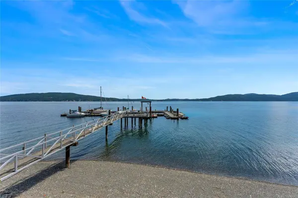1723 Sandy Beach Rd ##12, Mill Bay, BC V0R 2P4