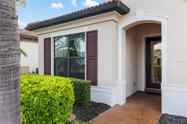 23823 WAVERLY CIR, Venice, FL 34293