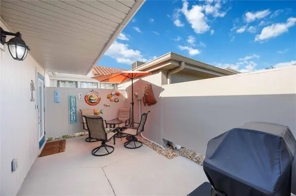 500 PARK BLVD S #22, Venice, FL 34285