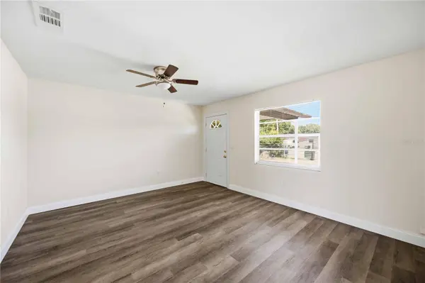 3012 CLAY CIR, Sarasota, FL 34234