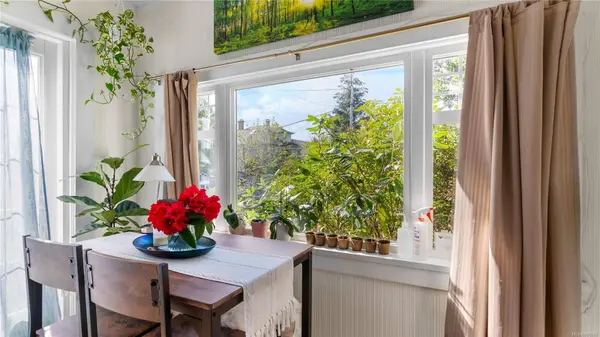 2945 Millgrove St, Saanich, BC V9A 1X2