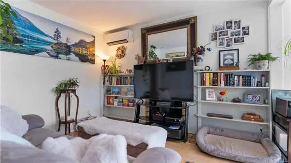 2945 Millgrove St, Saanich, BC V9A 1X2