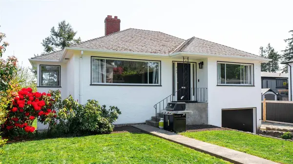 903 Shirley Rd, Esquimalt, BC V9A 6M3