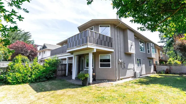 2843 Leigh Rd, Langford, BC V9B 4G5