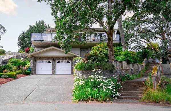 4044 Century Rd, Saanich, BC V8X 2E4