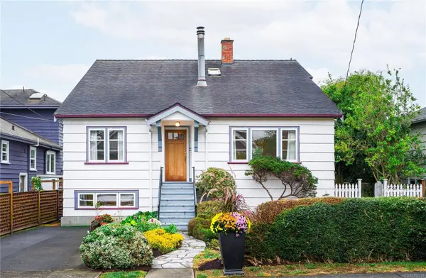 157 Cambridge St, Victoria, BC V8V 4B1