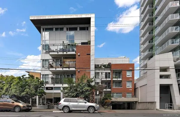 932 Johnson St #203, Victoria, BC V8V 3N4