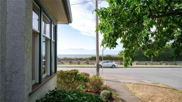 1124 Dallas Rd, Victoria, BC V8V 1B9