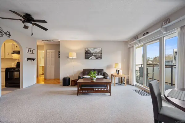 1419 Stadacona Ave #309, Victoria, BC V8S 5J3