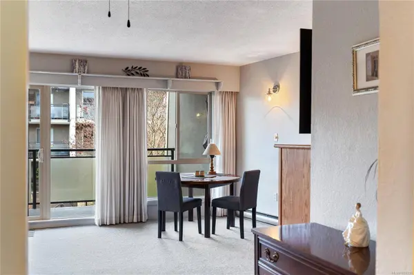 1419 Stadacona Ave #309, Victoria, BC V8S 5J3