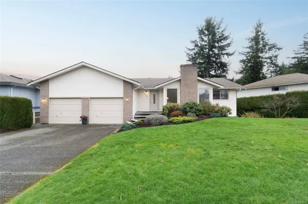 4209 Wakefield Pl, Saanich, BC V8N 6E6