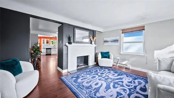 244 Linden Ave, Victoria, BC V8V 4E5