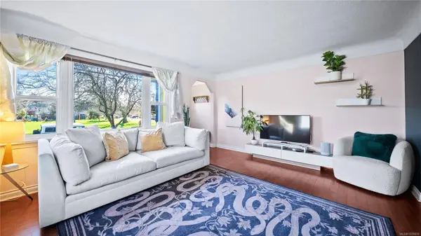 244 Linden Ave, Victoria, BC V8V 4E5