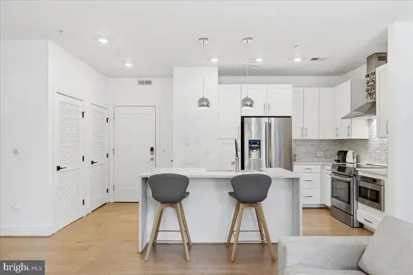 1411 KEY BLVD #206, Arlington, VA 22209