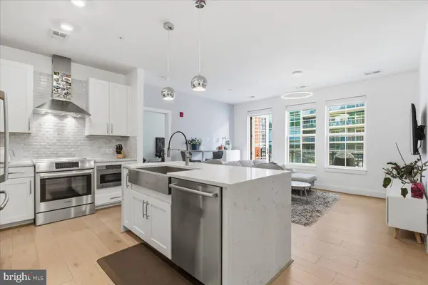 1411 KEY BLVD #206, Arlington, VA 22209