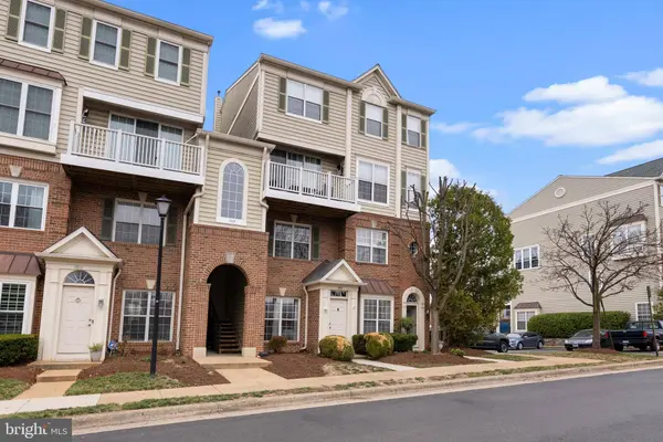 1907 KENWOOD AVE, Alexandria, VA 22302