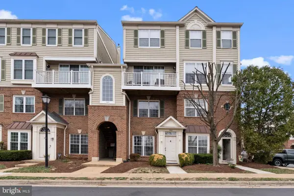 1907 KENWOOD AVE, Alexandria, VA 22302