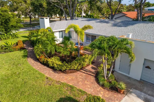 317 HARBOR DR S, Venice, FL 34285