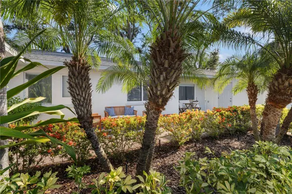 317 HARBOR DR S, Venice, FL 34285