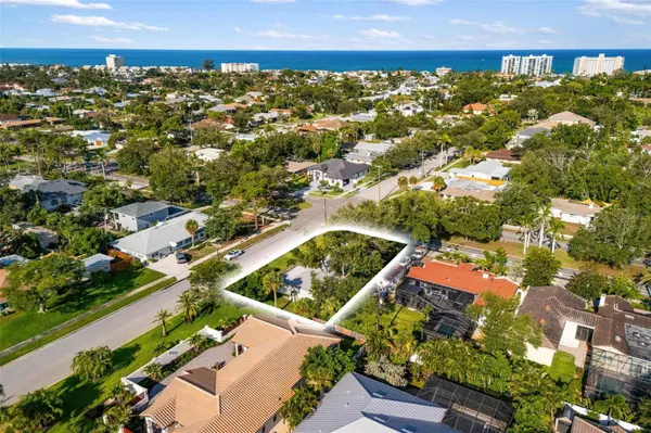 317 HARBOR DR S, Venice, FL 34285