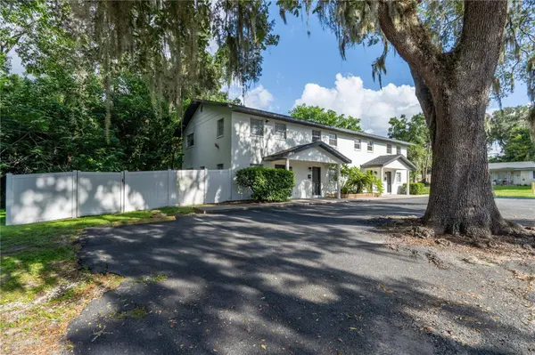 1023 NE 2ND ST #1, Ocala, FL 34470