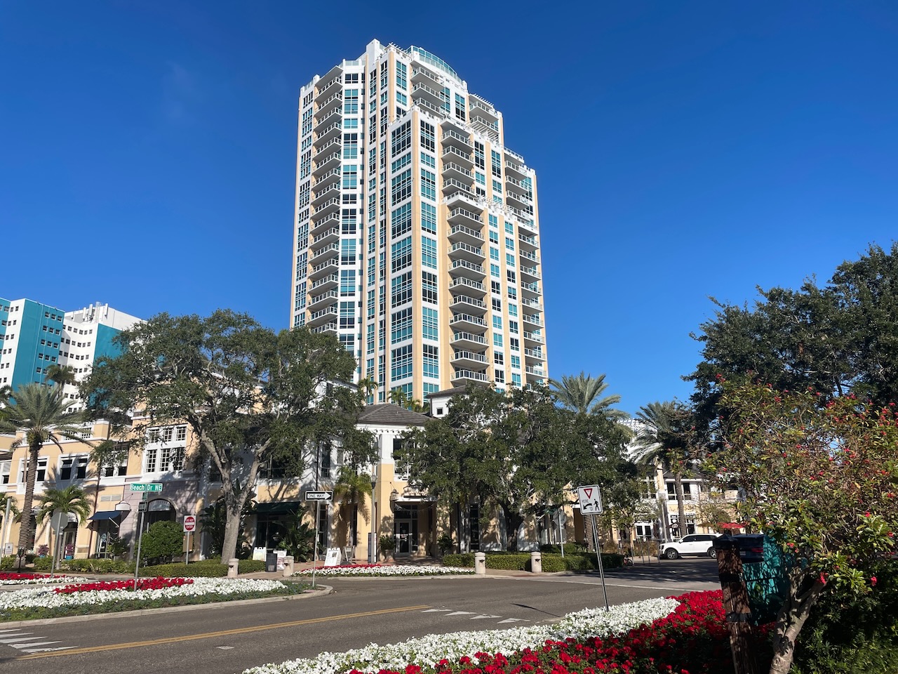 Tampa Bay High-Rise Condos for Sale | Luxury Condo Guide