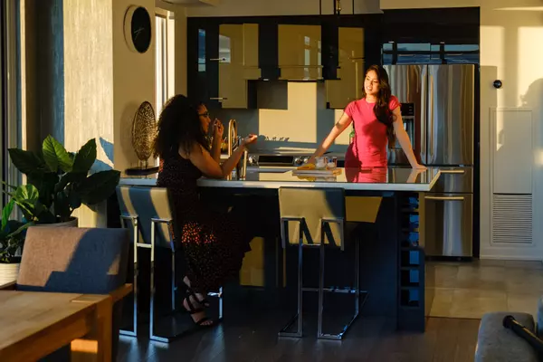 How to Choose the Best Luxury Real Estate Advisor in Tampa Bay: 7 Criteria High-Net-Worth Buyers Use in 2026