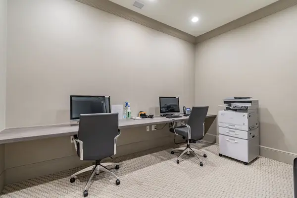 Work Station
