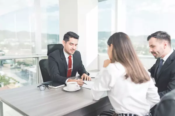 How Do Multiple Offers Work When Selling a Tampa Home?