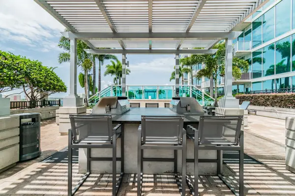 Grilling station