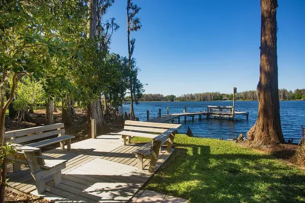 Buying a Boat Slip or Dock With a Tampa Bay Waterfront Home