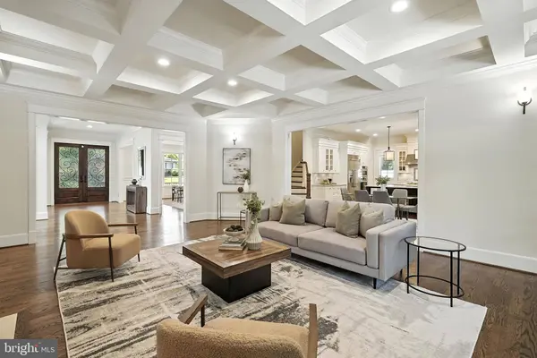 6434 NOBLE DR, Mclean, VA 22101