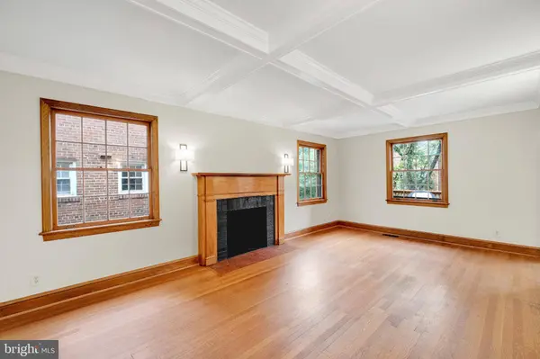 4333 NEBRASKA AVE NW, Washington, DC 20016