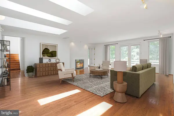 926 SAIGON RD, Mclean, VA 22102