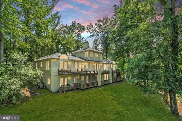 926 SAIGON RD, Mclean, VA 22102