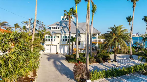 924 CASEY COVE DR, Nokomis, FL 34275