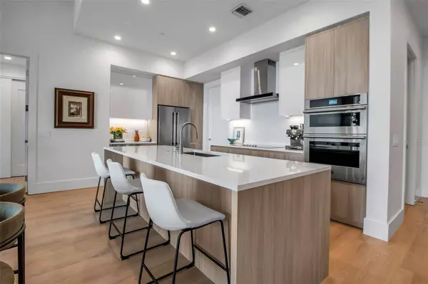 301 QUAY COMMONS #503, Sarasota, FL 34236